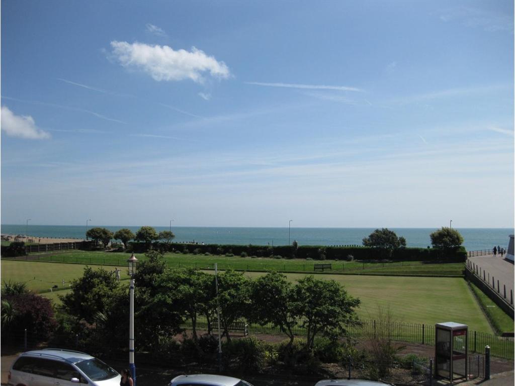 Devonia Express Otel Eastbourne Dış mekan fotoğraf