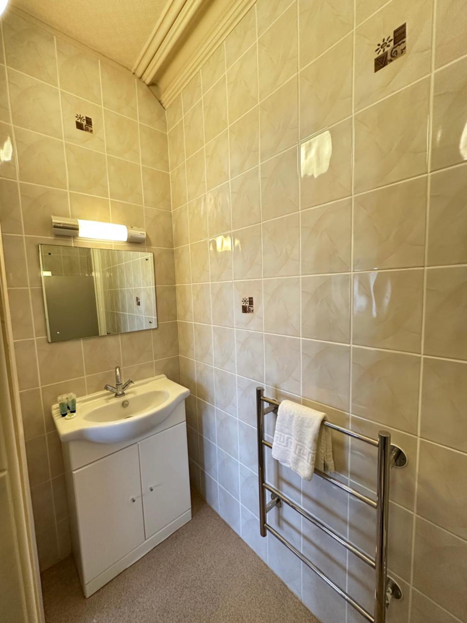 Devonia Express Otel Eastbourne Oda fotoğraf