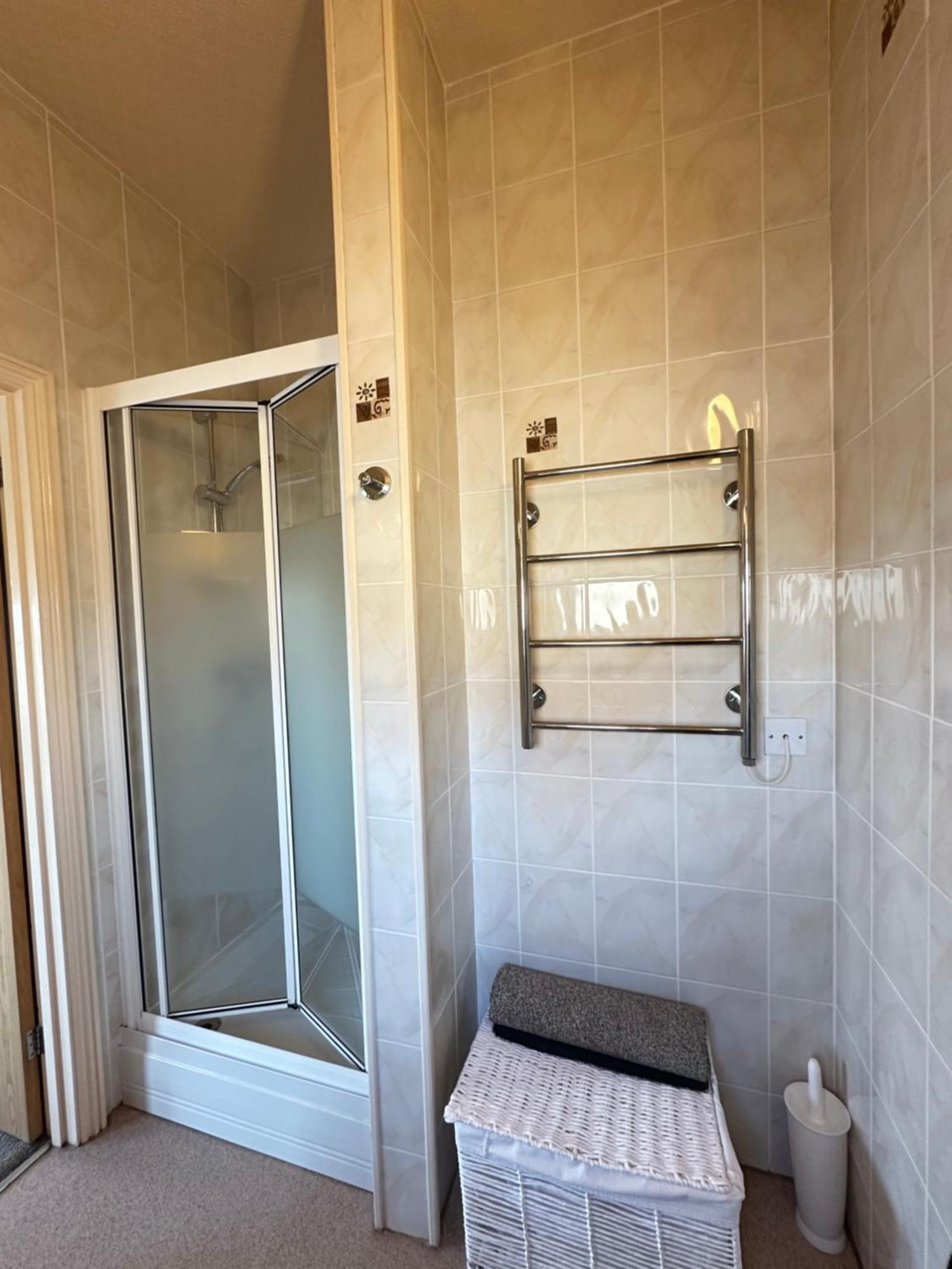 Devonia Express Otel Eastbourne Oda fotoğraf