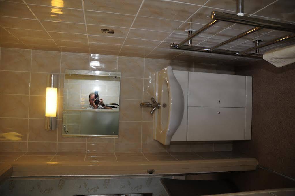 Devonia Express Otel Eastbourne Dış mekan fotoğraf